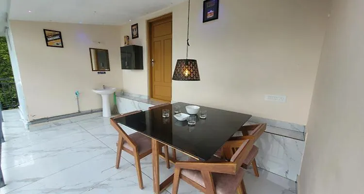 Hébergement de vacances Newcastle Holiday Resorts 5 Bhk Entire Villa With Mountain View Kumudi