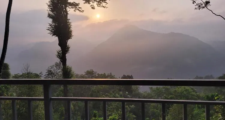 Newcastle Holiday Resorts 5 Bhk Entire Villa With Mountain View Kumudi Inde