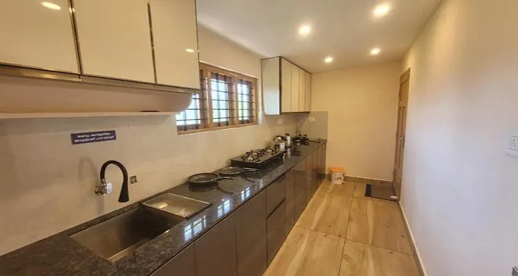 Newcastle Holiday Resorts 5 Bhk Entire Villa With Mountain View Kumudi 0*,