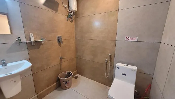 Newcastle Holiday Resorts 5 Bhk Entire Villa With Mountain View Kumudi