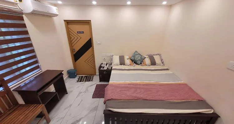 Newcastle Holiday Resorts 5 Bhk Entire Villa With Mountain View Kumudi 0*,